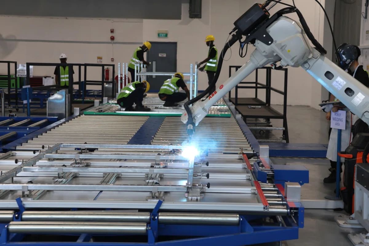 Singapore Manufacturing Gets Modern: $135B Sector Hires - Image 3
