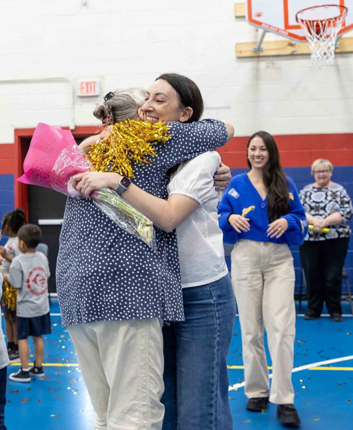 Teacher Wins $5K Award After 25 Years of Service in Maryland - Image 4