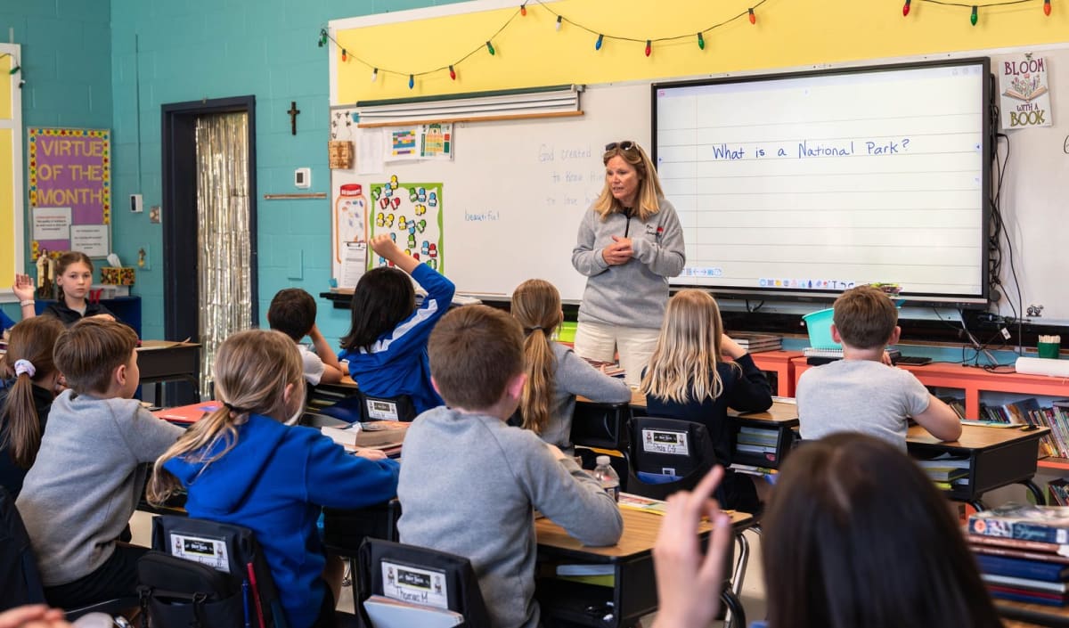 Maryland Teacher Wins $5K Award for 'Whole Child' Approach - Image 4
