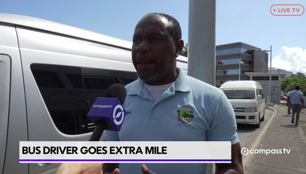 Cayman Bus Driver Returns Tourist's Lost Valuables - Image 5