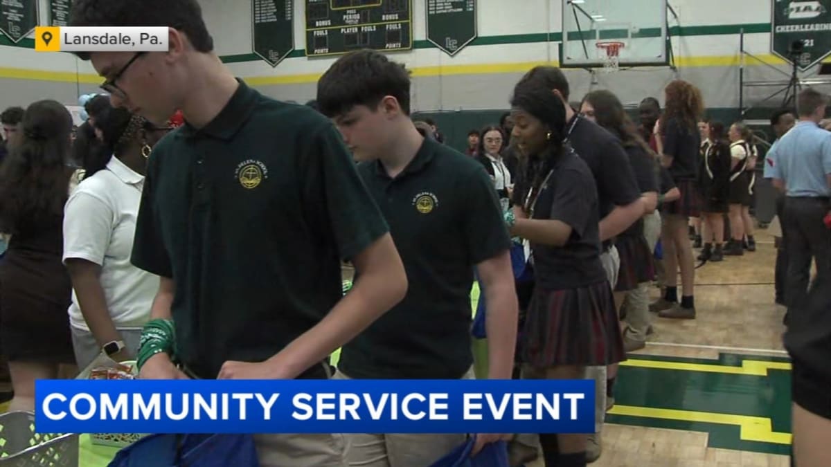 Pennsylvania Students Pack 1,500 Care Bags for Families