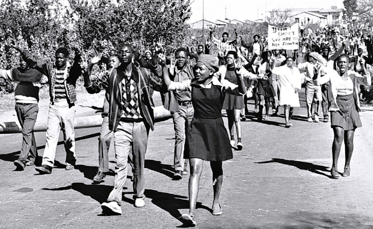 Historical photo of Baragwanath Hospital in Soweto, South Africa, where doctors treated wounded students in 1976