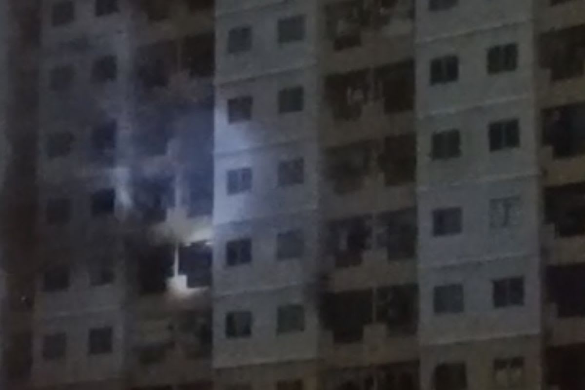 80 Jakarta Firefighters Save 53 From Apartment Blaze