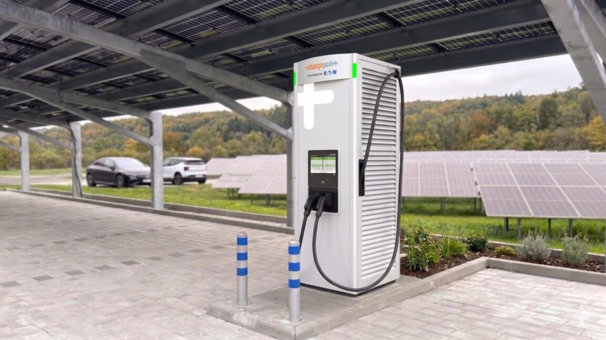 ChargePoint Unveils 600 kW Charger, Doubling US Standard
