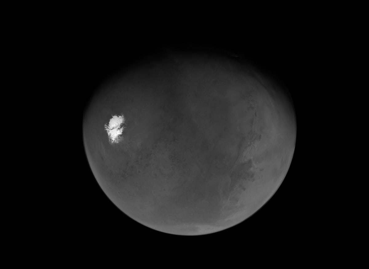 NASA Spacecraft Nails Mars Flyby on Way to Metal Asteroid - Image 2