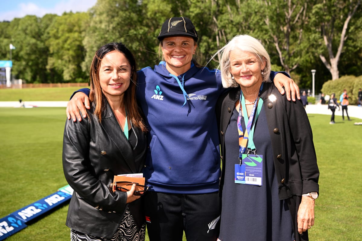 New Zealand Cricket Demands Women's Inclusion in New League - Image 2