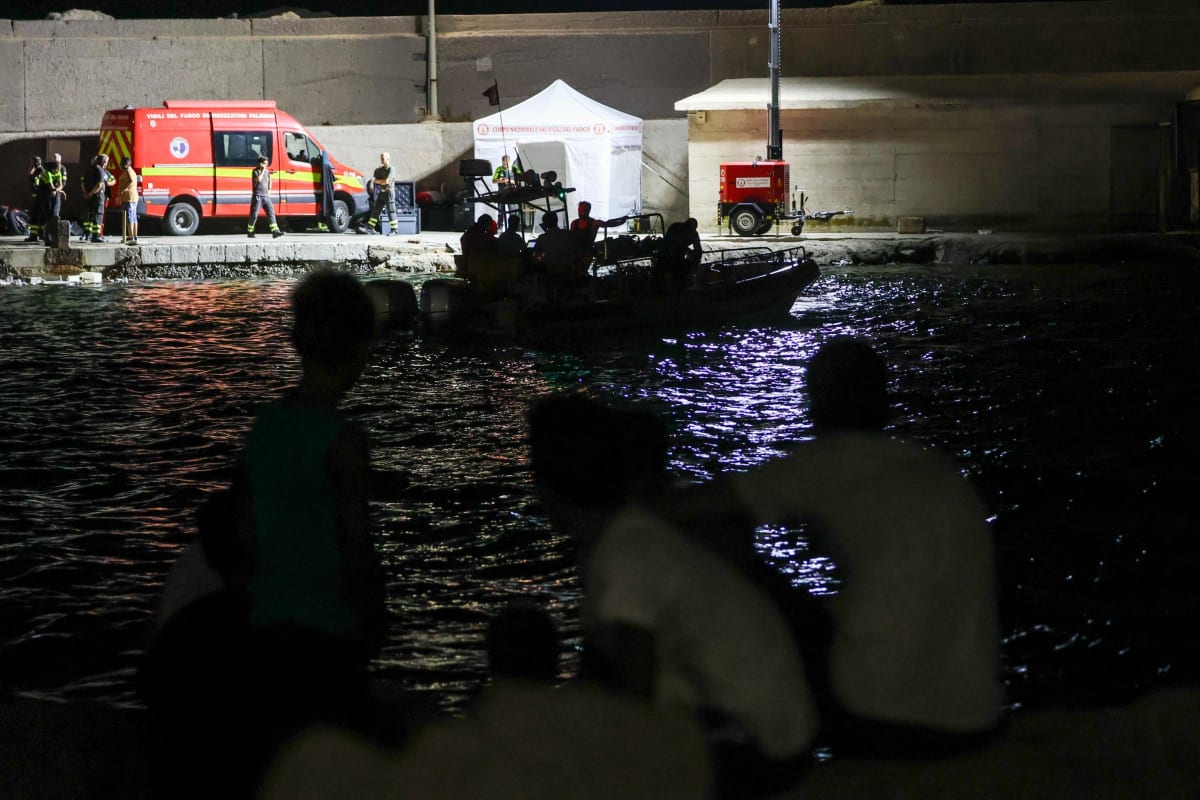 53 Rescuers Save Caver Trapped 400 Feet Underground - Image 2