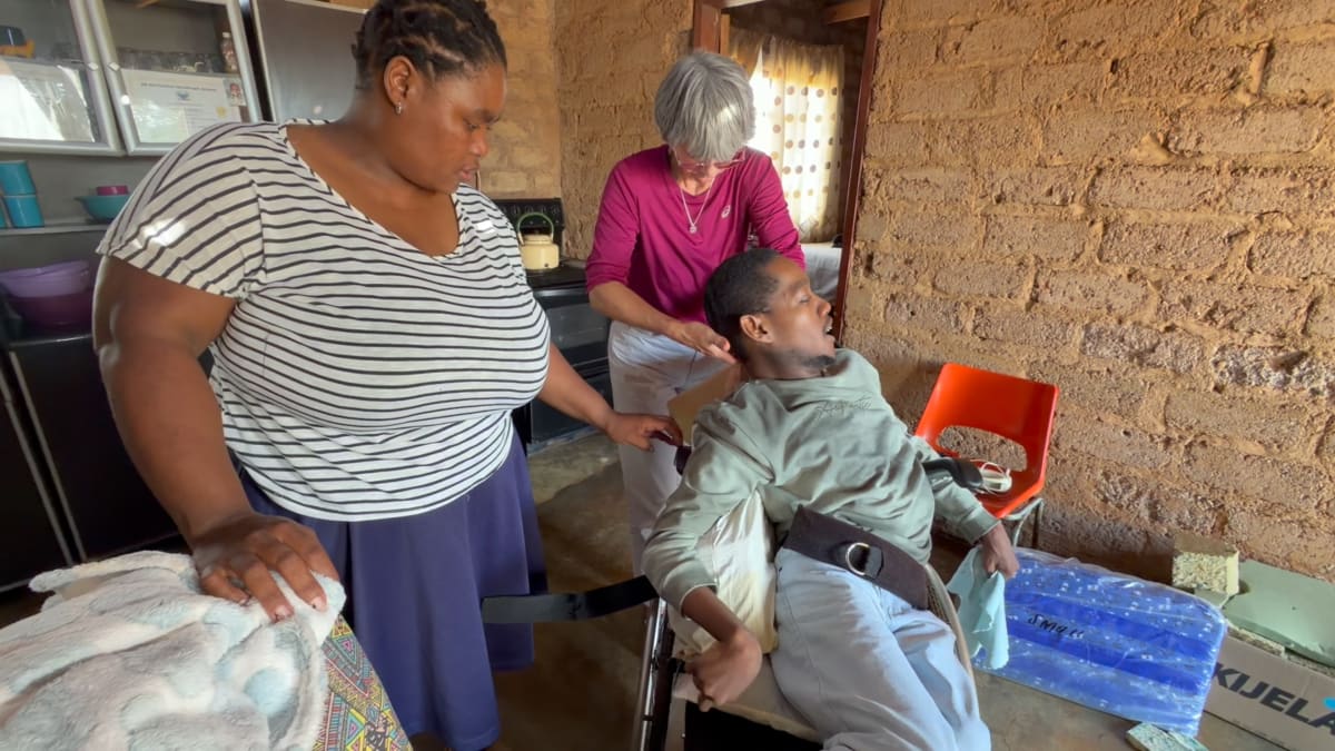 South African Mom Supports Families After 30 Years With Son - Image 2