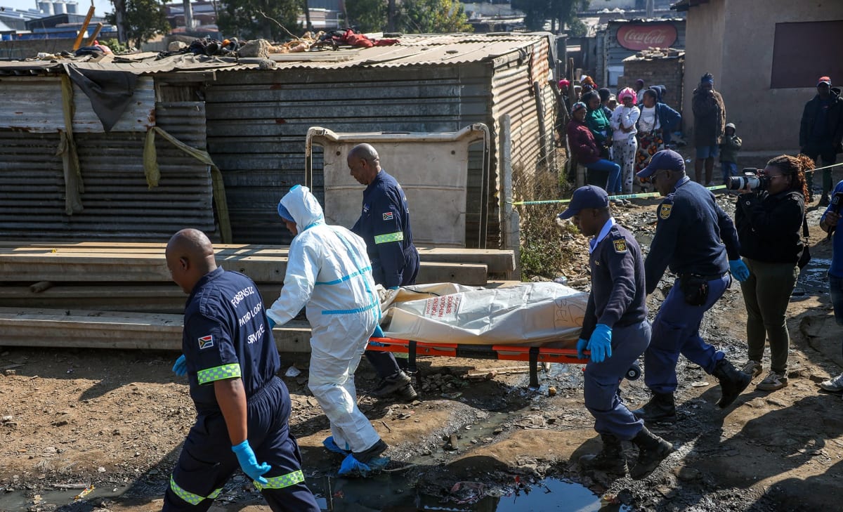 Cape Town Community Creates Safe Zones for Traumatized Kids - Image 4