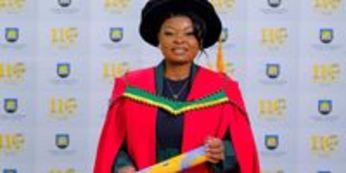 27-Year-Old PhD Shows Beekeeping Boosts Rural Income - Image 4