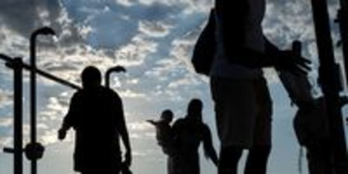 Cape Town Beats 40°C Heat With Beach Day Spirit - Image 4