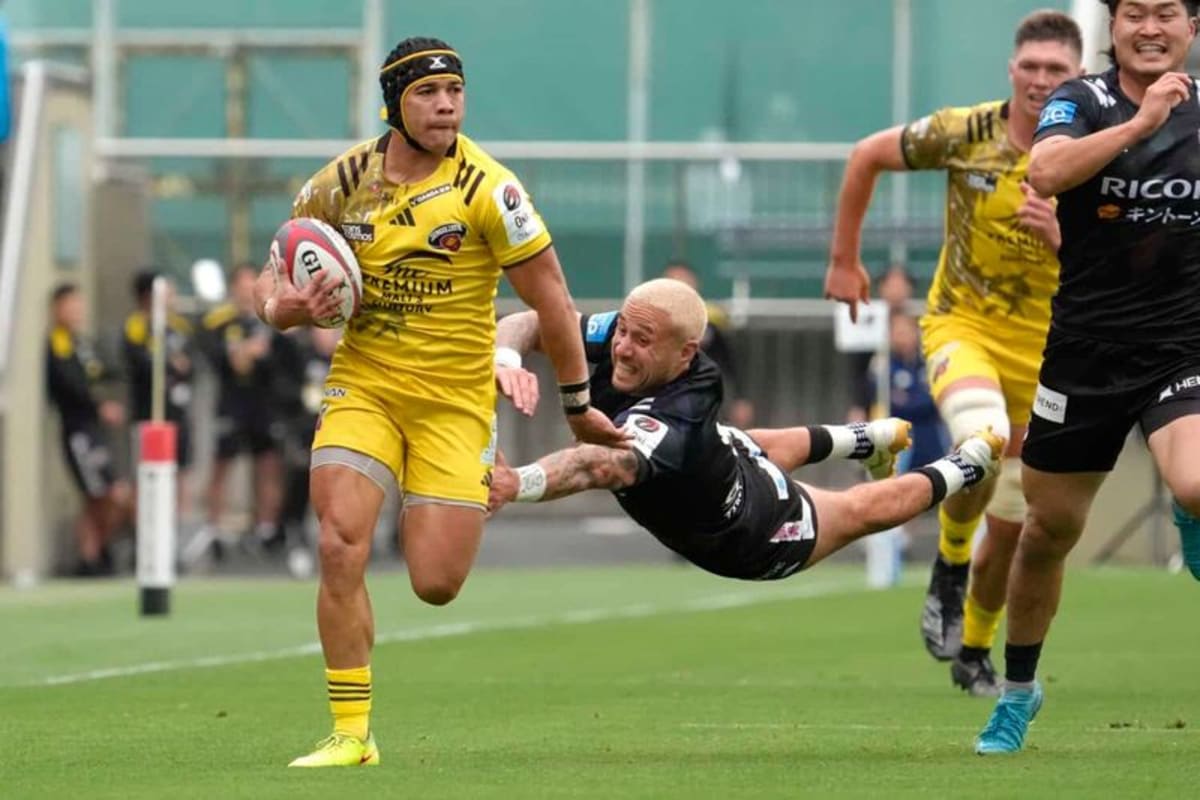 Rugby Star Cheslin Kolbe Returns Home After 9 Years Abroad