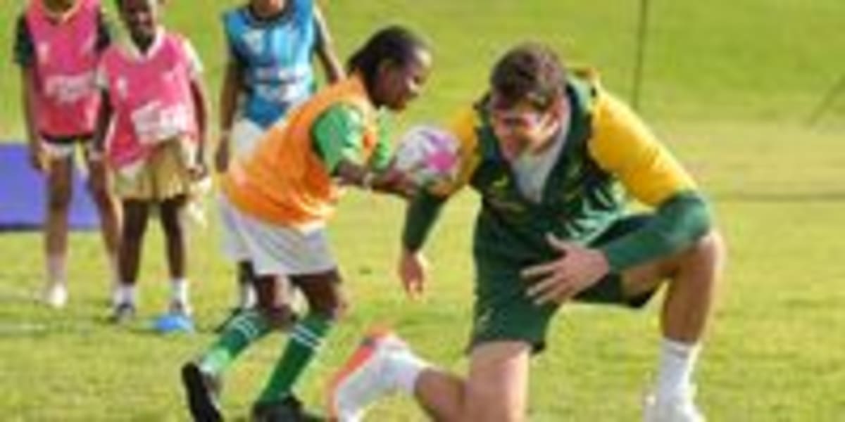 Springboks Coach 13 Schools at Nelson Mandela Bay Clinic - Image 5