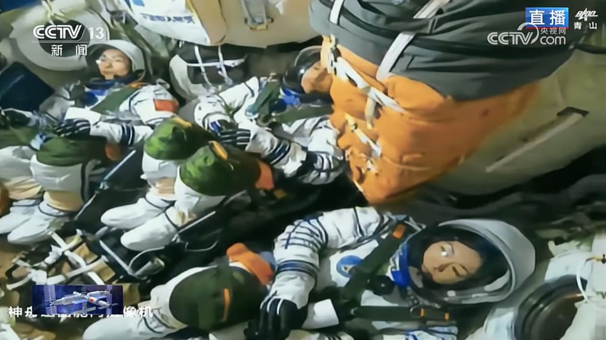 Hong Kong's First Astronaut Lai Ka-ying Reaches Space - Image 5
