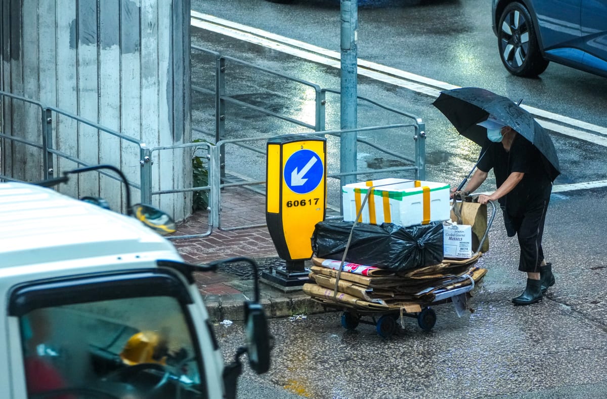 Hong Kong Expands Poverty Aid Beyond Income Alone - Image 2