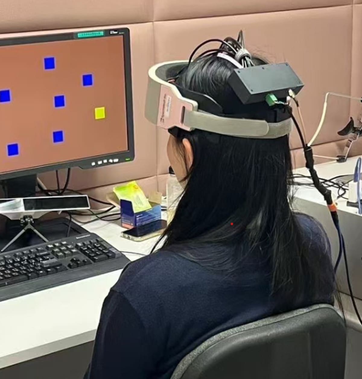 Hong Kong Gives Alzheimer's Patients More Time with Family - Image 4