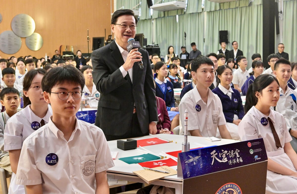 Hong Kong's First Astronaut Inspires Students From Space - Image 4