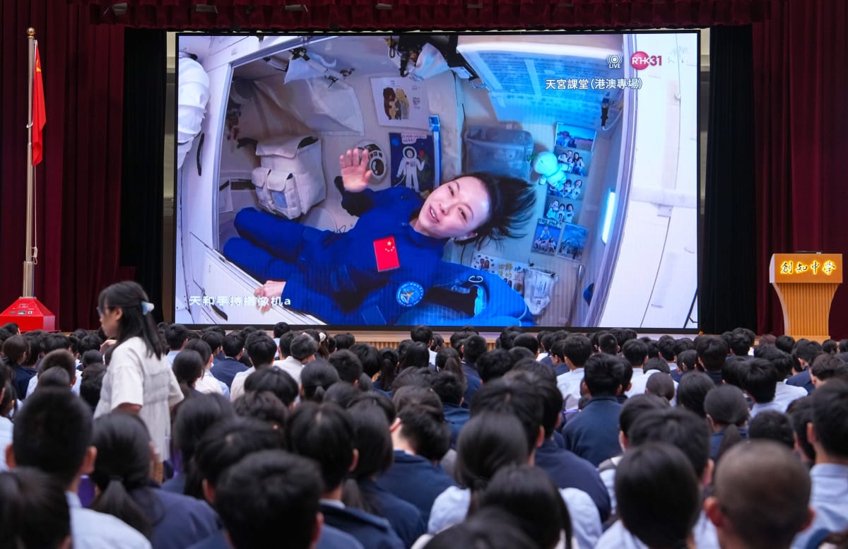 Hong Kong's First Astronaut Teaches From Space Station - Image 2