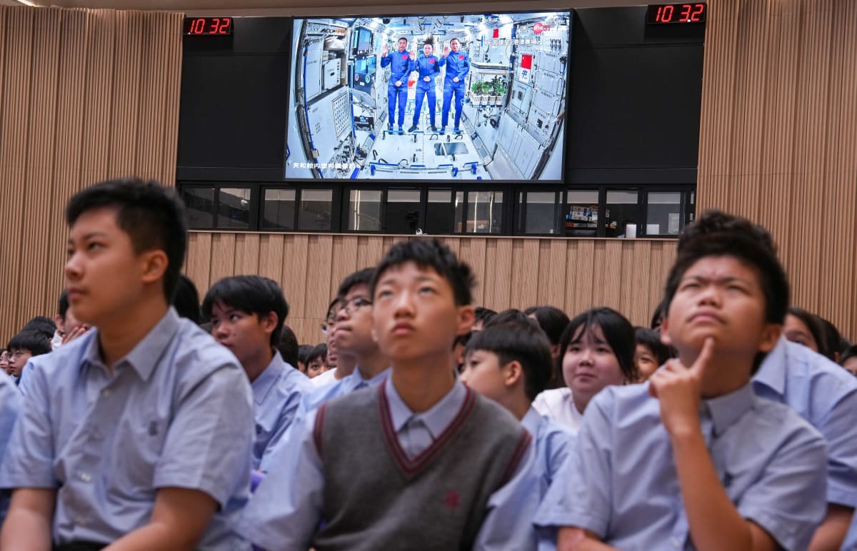 Hong Kong's First Astronaut Teaches From Space Station - Image 4
