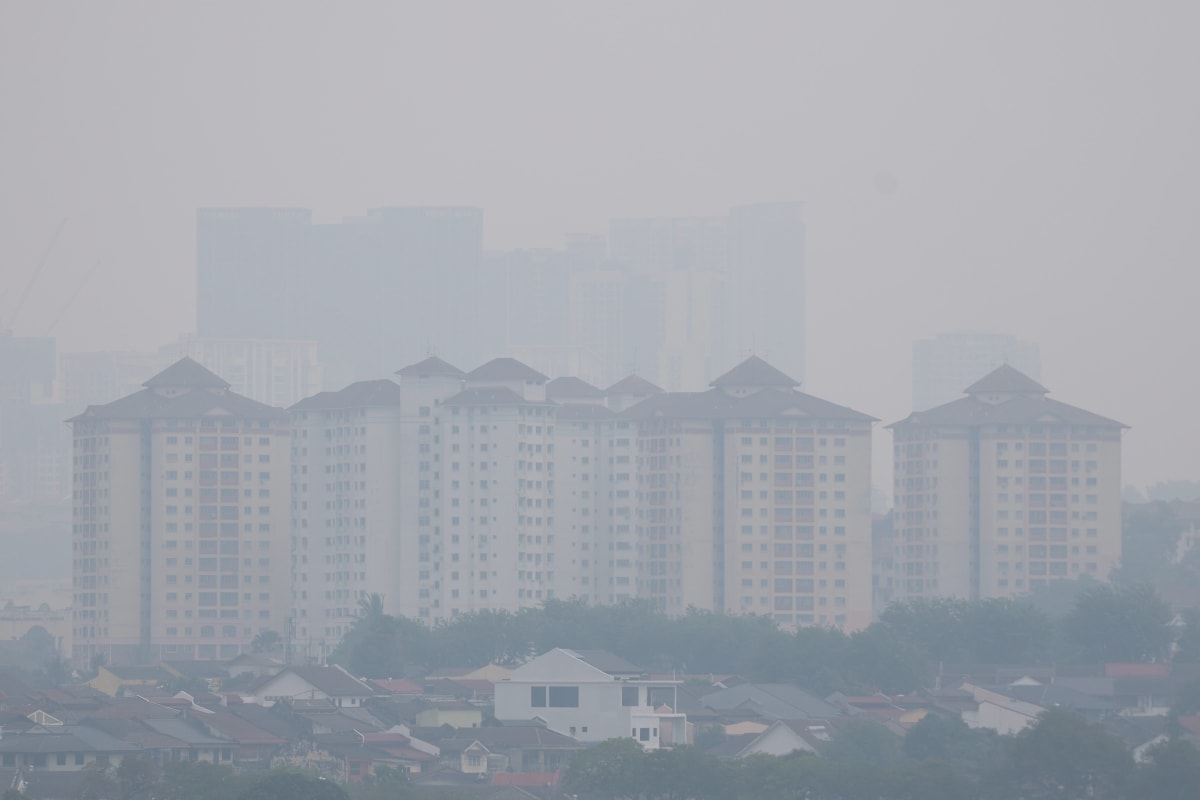 Malaysia Uses Cloud Seeding to Clear Air Pollution - Image 4