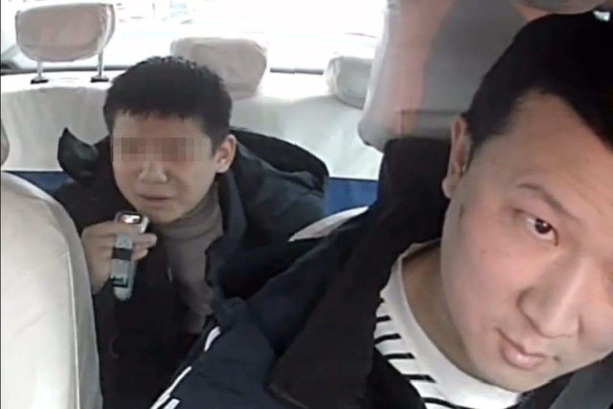 Taxi Driver Waives Fare for Tearful Boy in Zunyi - Image 2