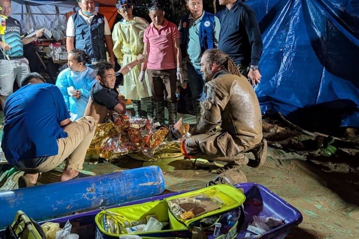 Five Villagers Rescued After 10 Days Trapped in Laos Cave - Image 2
