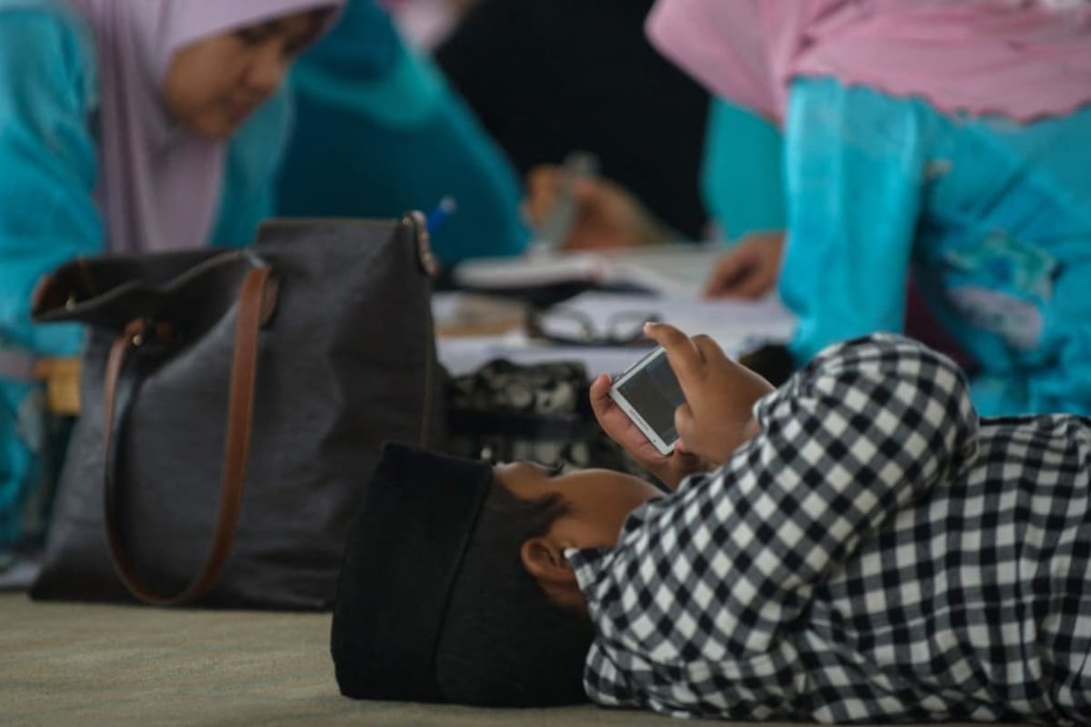 Malaysia Protects Kids Under 16 With Social Media Ban - Image 2