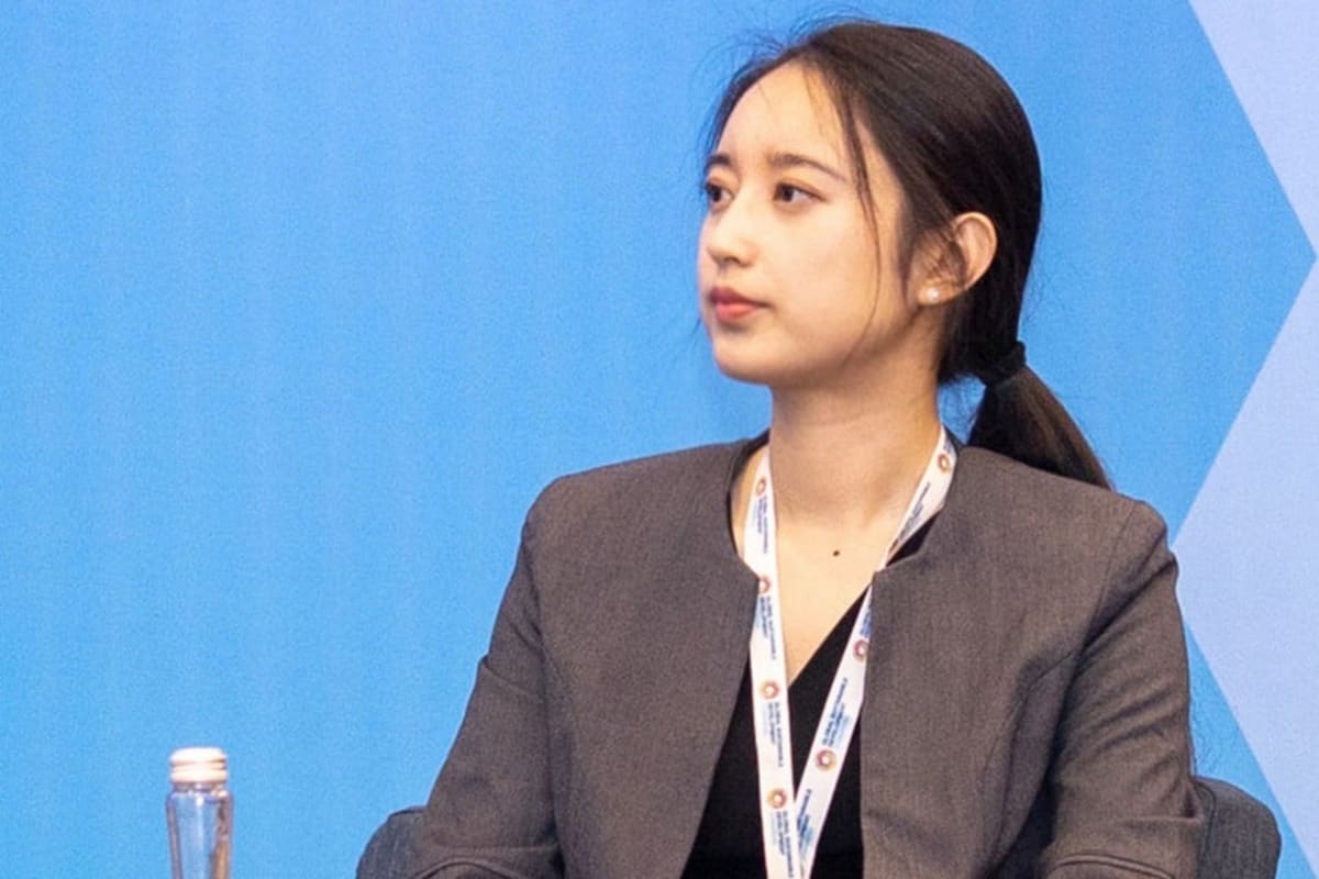 Cambridge Scientist Picks Hong Kong for Better Research Funding - Image 2