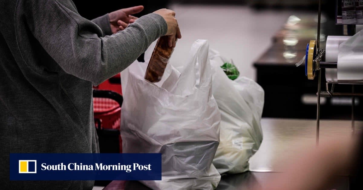 South Korea Cuts Plastic Use 30% for Energy Security