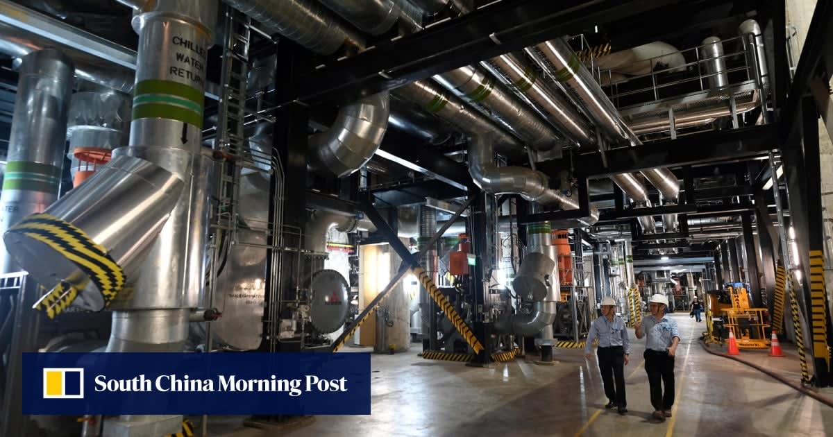 Singapore Cools 8,000 Homes with Underground Water Pipes