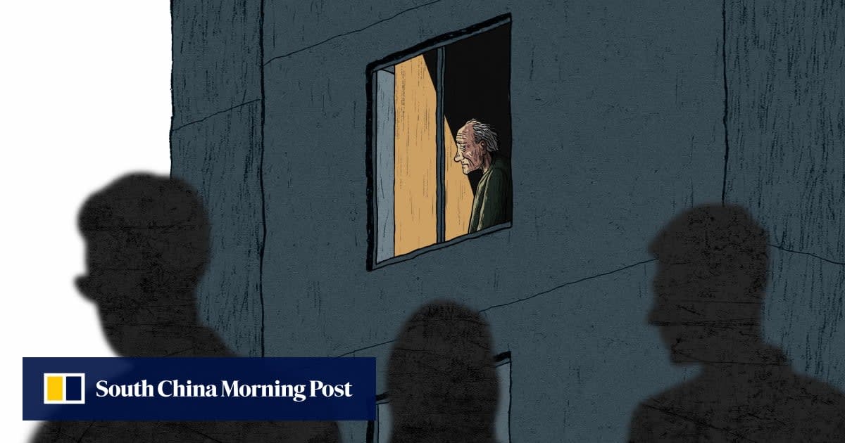 Hong Kong Couple, 92 and 100, Fight Loneliness With Sport