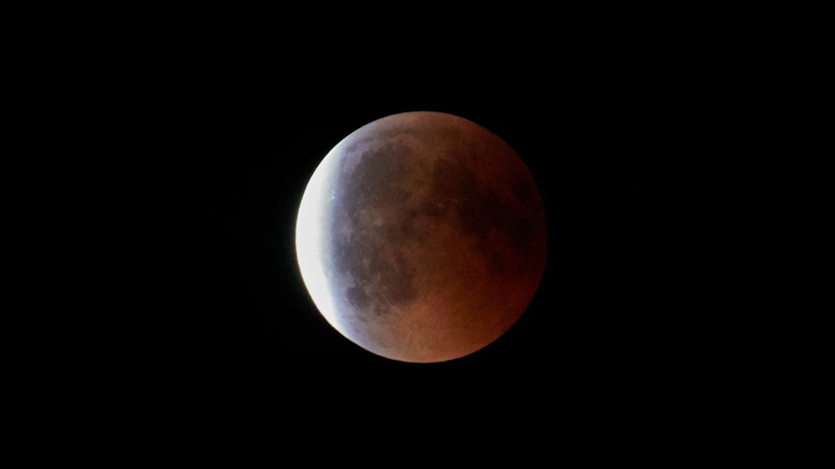Millions Watched Near-Total Lunar Eclipse in August - Image 3