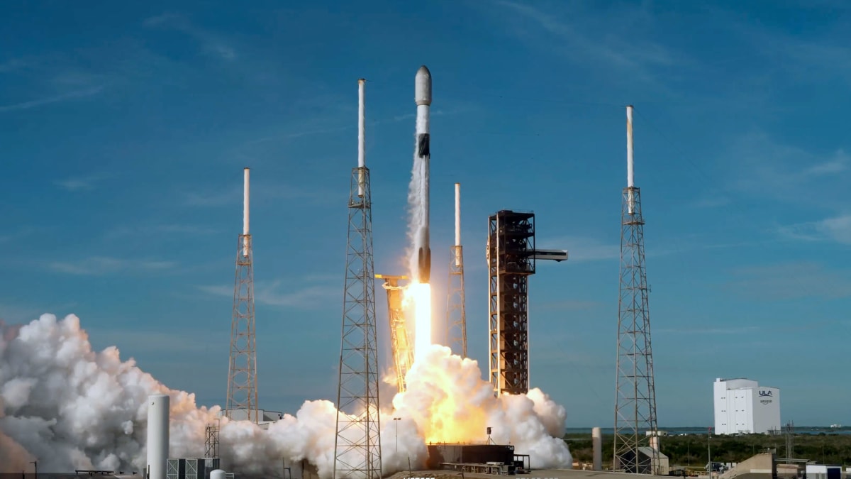 SpaceX Launches 29 Satellites, Hits 10,400 in Orbit - Image 2