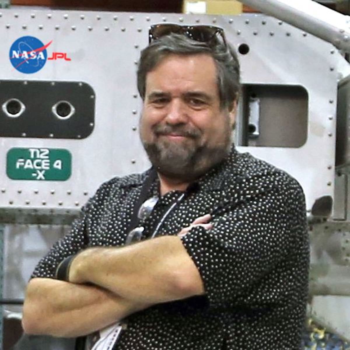 Artemis 2 Crew Names Moon Crater for Astronaut's Late Wife - Image 4