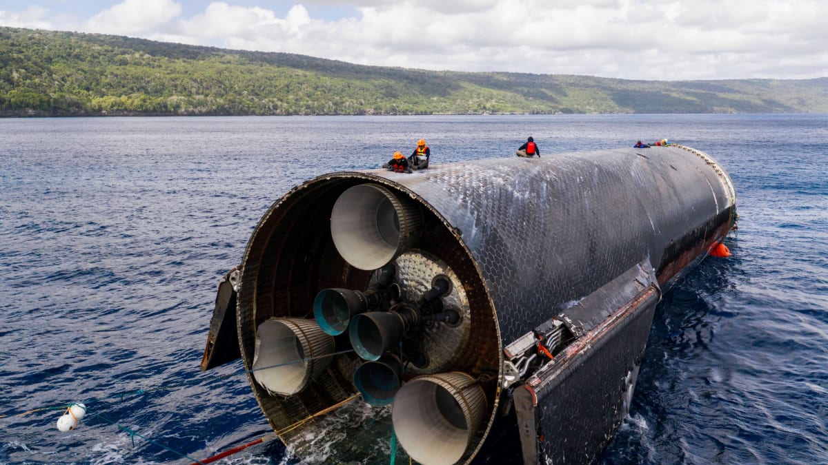 SpaceX Recovers Starship After Month-Long Ocean Journey - Image 4