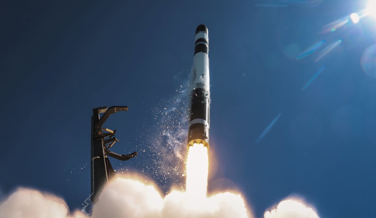 Rocket Lab Electron rocket launching at night from New Zealand carrying European navigation satellites