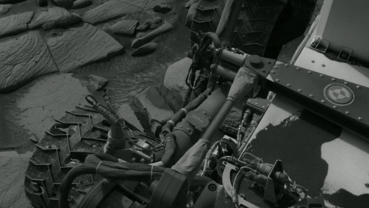 NASA's Curiosity Rover Wheels Survive 6 Years on Mars - Image 2