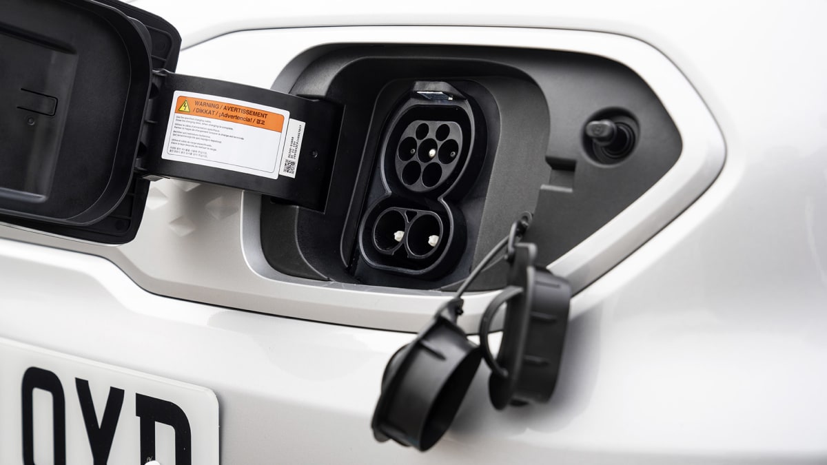 Electric Cars Now Cheaper Than Gas Cars for First Time - Image 3
