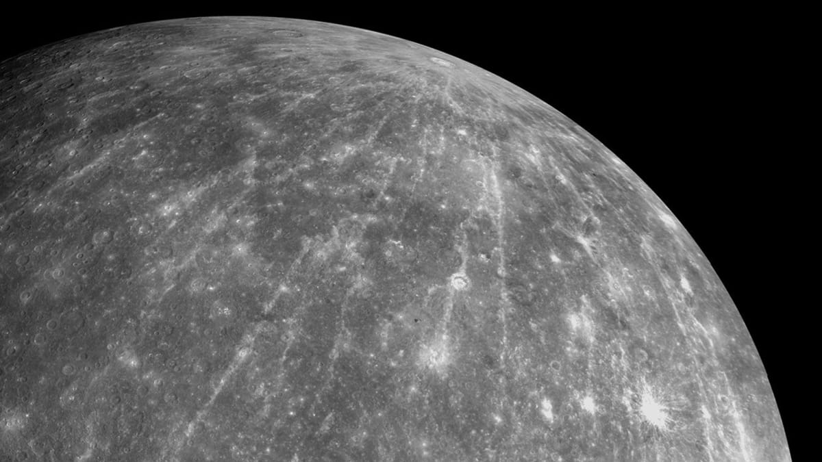 One Asteroid May Have Given Mercury All Its Water Ice - Image 2