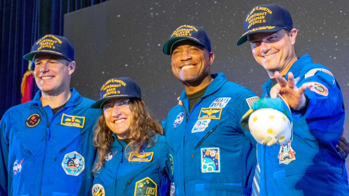 Artemis 2 Crew Returns Home After Historic Moon Mission - Image 2