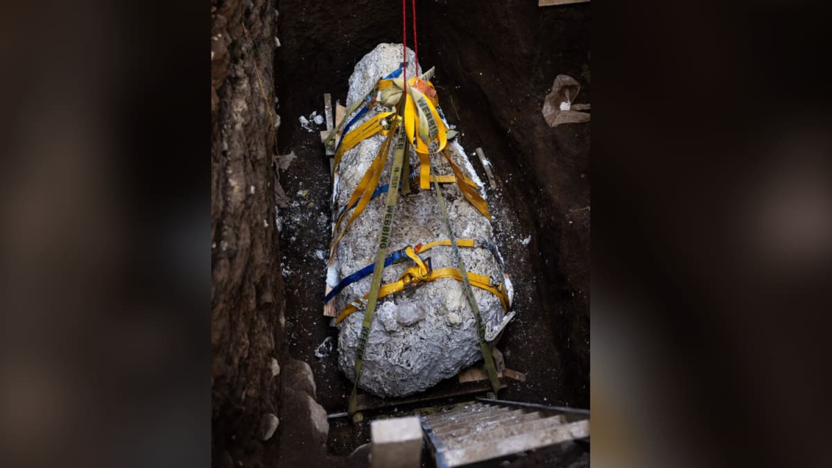 3,000-Year-Old Mystery Burial Found in El Salvador - Image 4
