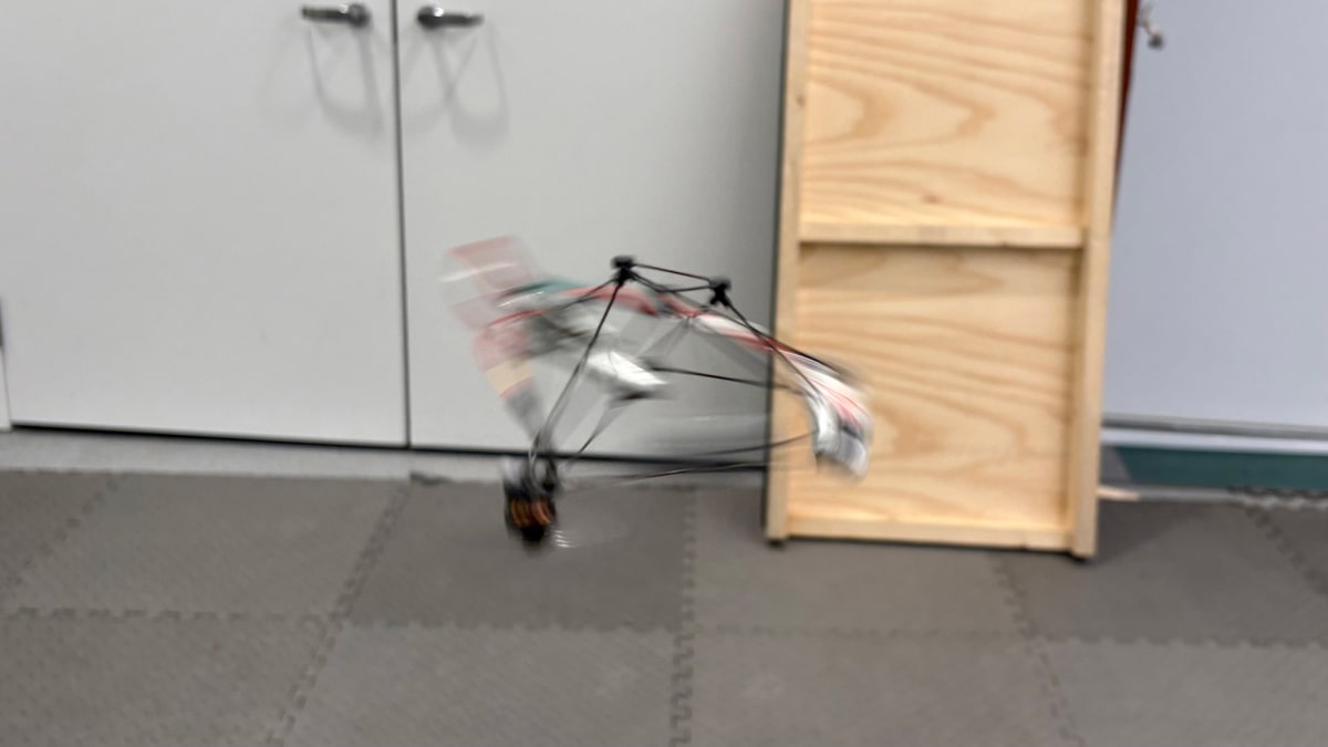 New Drone Vanishes Mid-Flight Using Motion Blur Trick - Image 5