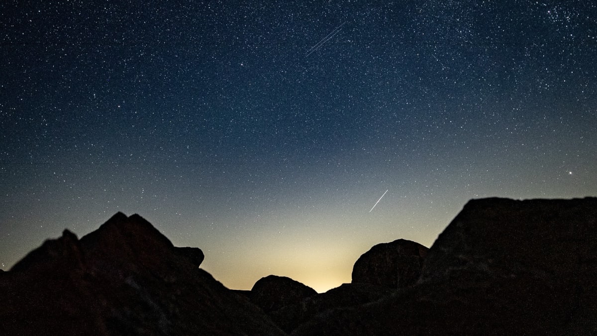 Perseids Light Up Skies After Total Solar Eclipse - Image 5