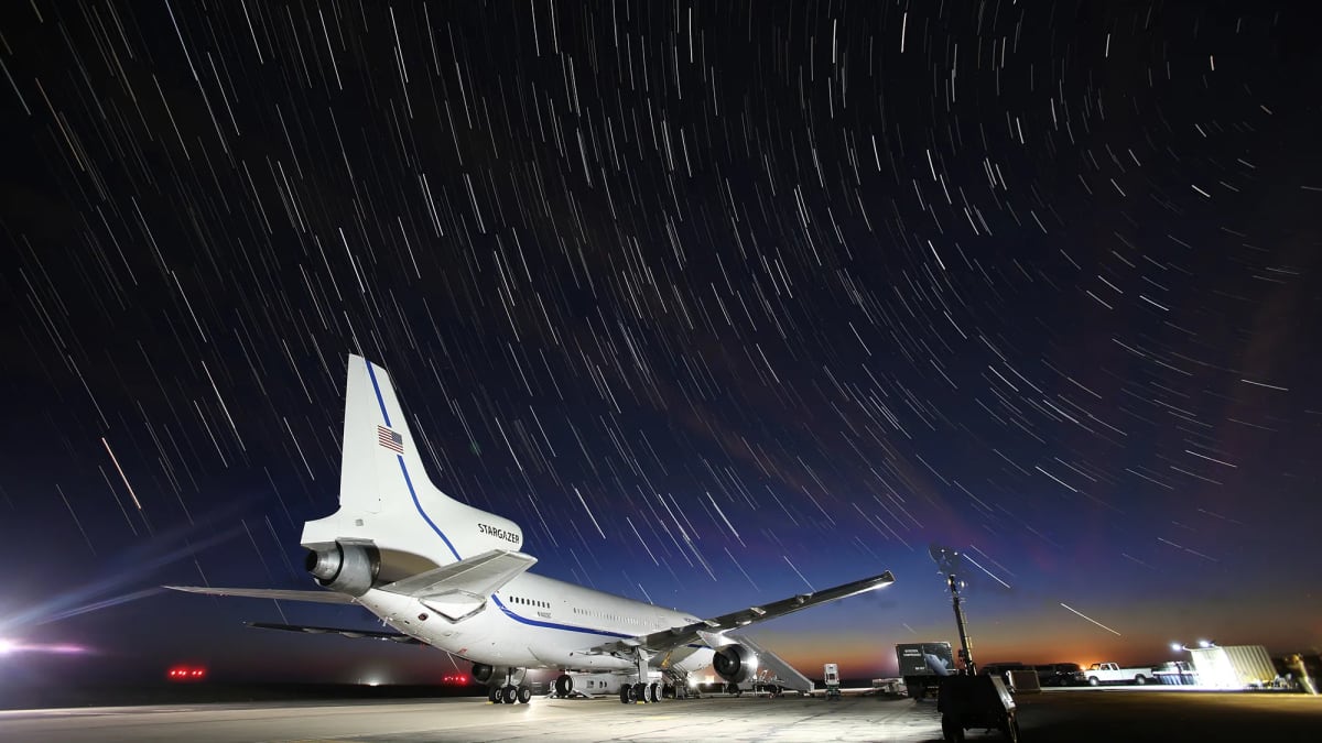 NASA Launches $30M Mission to Save 20-Year-Old Telescope - Image 2