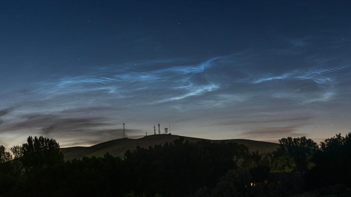 Rare Night-Shining Clouds Return for Summer Season - Image 2