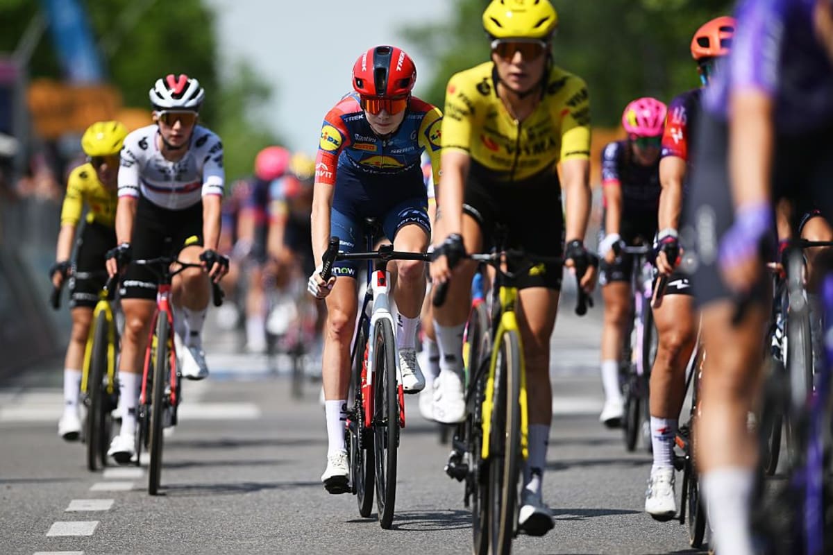 Canadian Cyclist Isabella Holmgren, 21, Co-Leads Giro Race