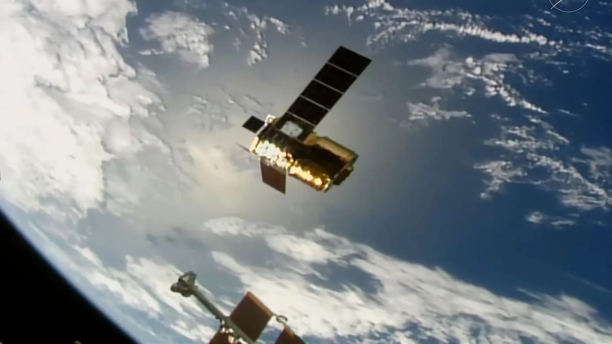 Japan's New Cargo Ship Gets Second Life as Space Lab - Image 2