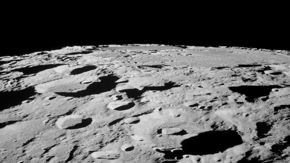 Moon Craters Could Power First Lunar GPS System - Image 2