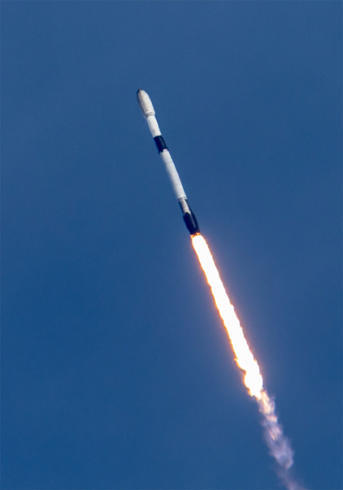 SpaceX Launches 53 Satellites in 19 Hours from Both Coasts - Image 3