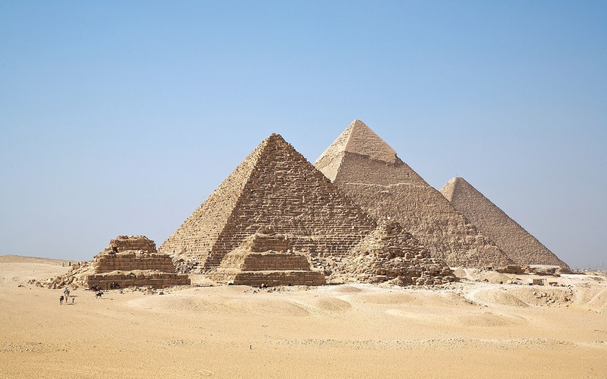 Great Pyramid Survives 4,600 Years of Earthquakes